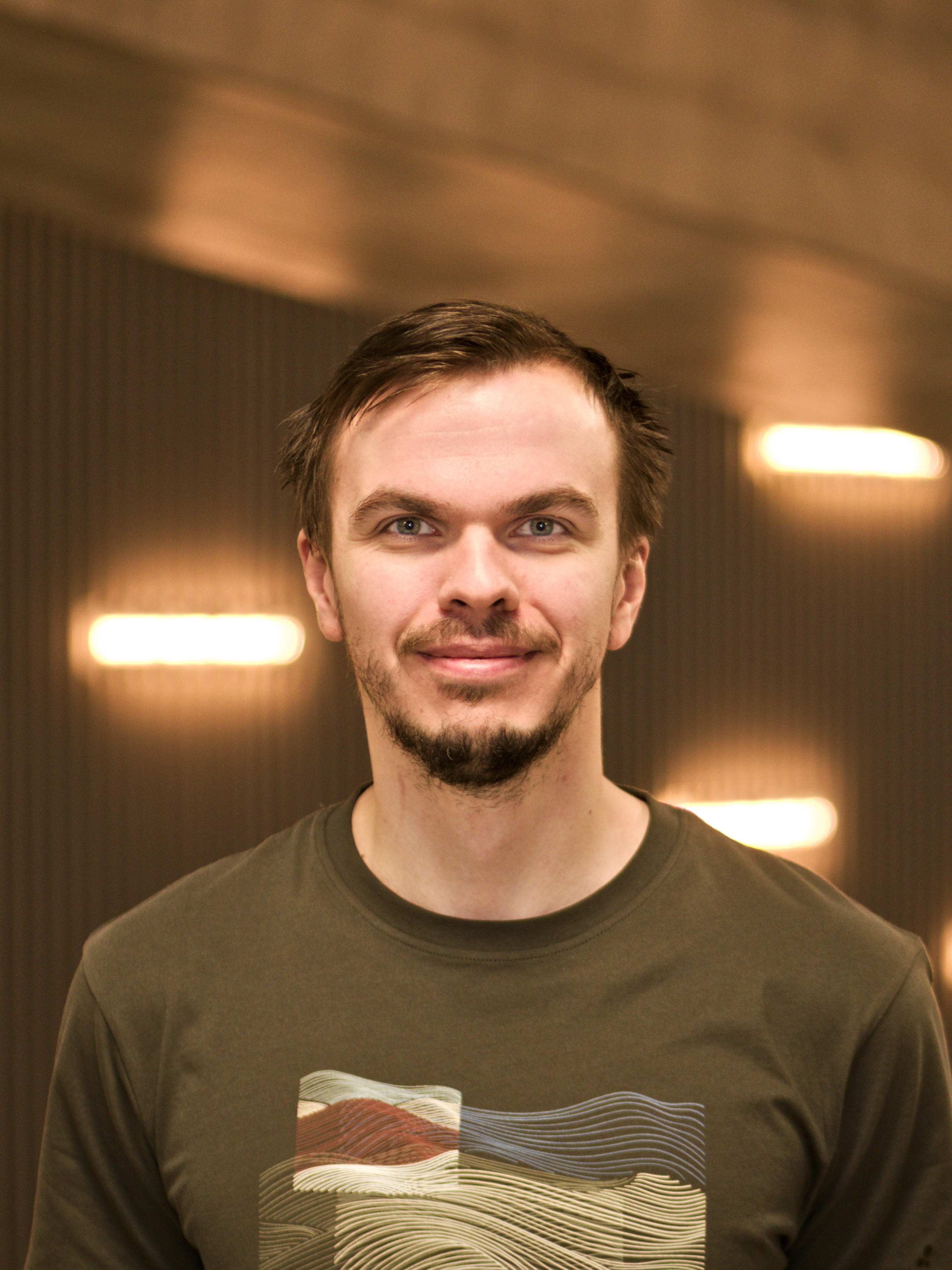 HENRIK bilde